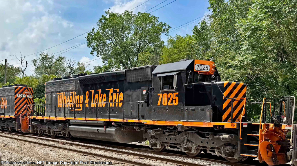 WE 7025